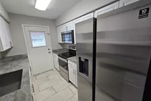 5628 Birchmont Dr, Houston, TX 77091 - Photo 11