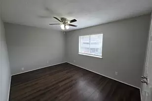 5628 Birchmont Dr, Houston, TX 77091 - Photo 17