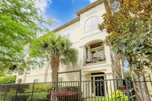 2810 Helena St, Houston, TX 77006 - Photo 1