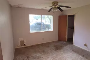 16379 Havenpark Dr, Houston, TX 77059 - Photo 11
