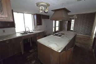 16379 Havenpark Dr, Houston, TX 77059 - Photo 23