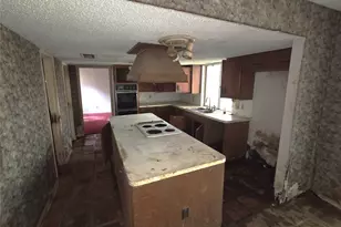 16379 Havenpark Dr, Houston, TX 77059 - Photo 21