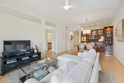 1010 Rosine Street #309, Houston, TX 77019 - Photo 5