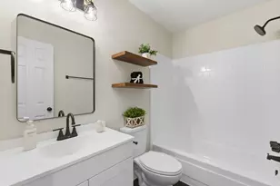 7534 Shaddock Dr, Houston, TX 77041 - Photo 17