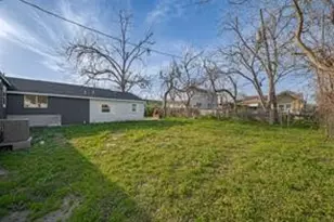 2401 Spence Street St, Houston, TX 77093 - Photo 7