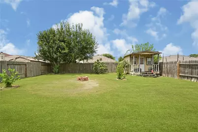 12227 Kings Path Lane, Houston, TX 77044 - Photo 19