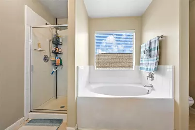 12227 Kings Path Lane, Houston, TX 77044 - Photo 11