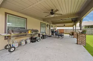 12227 Kings Path Ln, Houston, TX 77044 - Photo 21