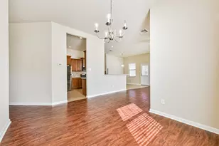 7201 Valentine Ln, Pearland, TX 77584 - Photo 5