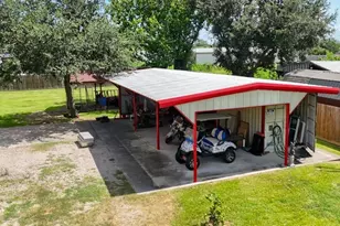 749 12th St, Dickinson, TX 77539 - Photo 29