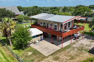 749 12th St, Dickinson, TX 77539 - Photo 31