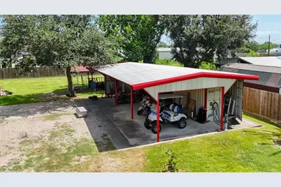 749 12th Street, Dickinson, TX 77539 - Photo 29