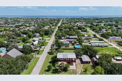 749 12th Street, Dickinson, TX 77539 - Photo 35