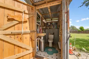 749 12th St, Dickinson, TX 77539 - Photo 27