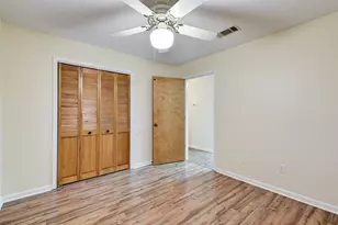 221 Flamingo Dr, Anahuac, TX 77514 - Photo 33