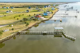 221 Flamingo Dr, Anahuac, TX 77514 - Photo 45