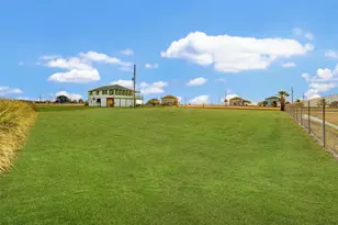 221 Flamingo Dr, Anahuac, TX 77514 - Photo 41