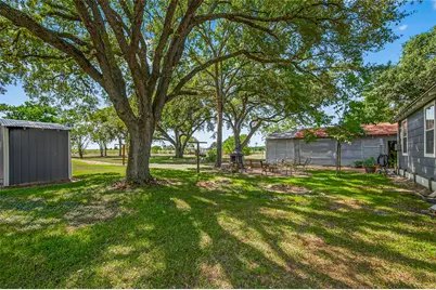 9205 County Road 273, East Bernard, TX 77435 - Photo 37