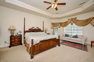 13719 Neils Branch Dr, Houston, TX 77077 - Photo 19