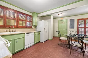 1106 Ave O, Huntsville, TX 77340 - Photo 17