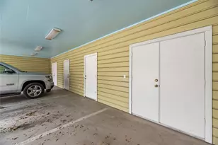 1106 Ave O, Huntsville, TX 77340 - Photo 33