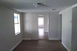 1408 Austin St, Bay City, TX 77414 - Photo 9