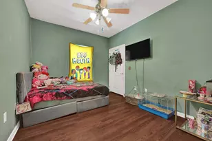 771 10th St, Dickinson, TX 77539 - Photo 13