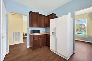 771 10th St, Dickinson, TX 77539 - Photo 9