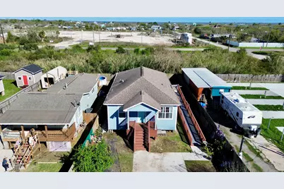 771 10th Street, Dickinson, TX 77539 - Photo 1