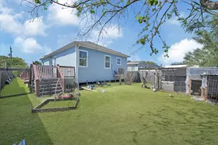 771 10th St, Dickinson, TX 77539 - Photo 5