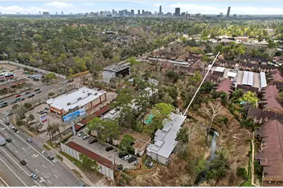 8211 Katy Freeway #44, Houston, TX 77024 - Photo 15