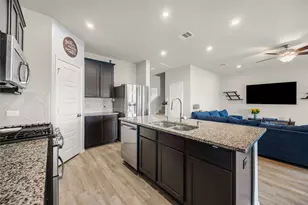 523 High Holly Cir, Magnolia, TX 77354 - Photo 9