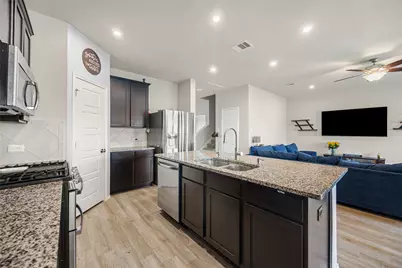 523 High Holly Circle, Magnolia, TX 77354 - Photo 9