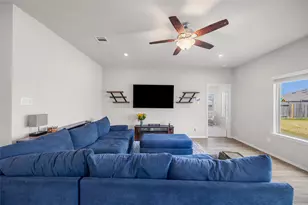 523 High Holly Cir, Magnolia, TX 77354 - Photo 19