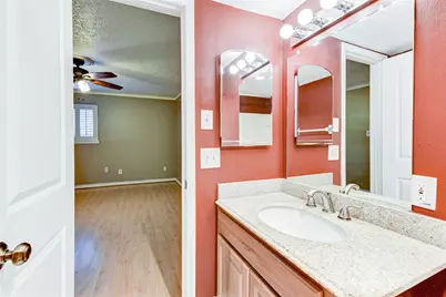 3224 Timmons Lane #166, Houston, TX 77027 - Photo 27