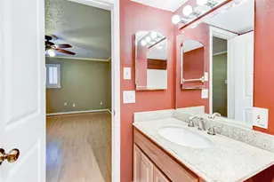 3224 Timmons Ln, Houston, TX 77027 - Photo 27