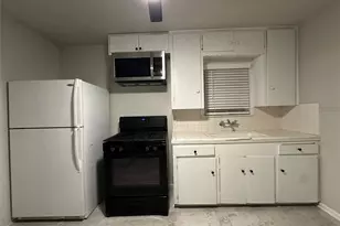 2721 Napoleon St, Houston, TX 77004 - Photo 5