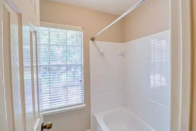 427 Birch Hill Drive, Sugar Land, TX 77479 - Photo 33