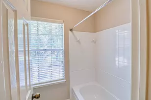 427 Birch Hill Dr, Sugar Land, TX 77479 - Photo 33