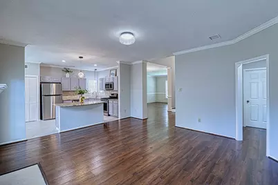 427 Birch Hill Drive, Sugar Land, TX 77479 - Photo 9