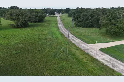 719 Rancho Chico Court, Angleton, TX 77515 - Photo 9