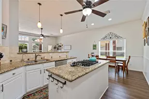 803 Hackberry Ln, Friendswood, TX 77546 - Photo 17