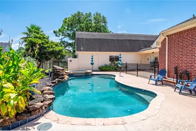 803 Hackberry Lane, Friendswood, TX 77546 - Photo 37