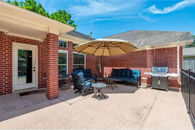 803 Hackberry Lane, Friendswood, TX 77546 - Photo 31
