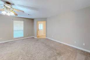 4770 County Rd 31, Angleton, TX 77515 - Photo 11