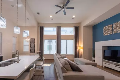 94 N Hutcheson Street, Houston, TX 77003 - Photo 1