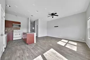 8034 Crestview Dr, Houston, TX 77028 - Photo 7