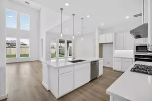 1677 Birch Lake Bend, Friendswood, TX 77546 - Photo 3