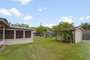 1003 Virginia St, Edna, TX 77957 - Photo 27