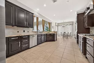 5303 Fenwick Way Ct, Sugar Land, TX 77479 - Photo 23